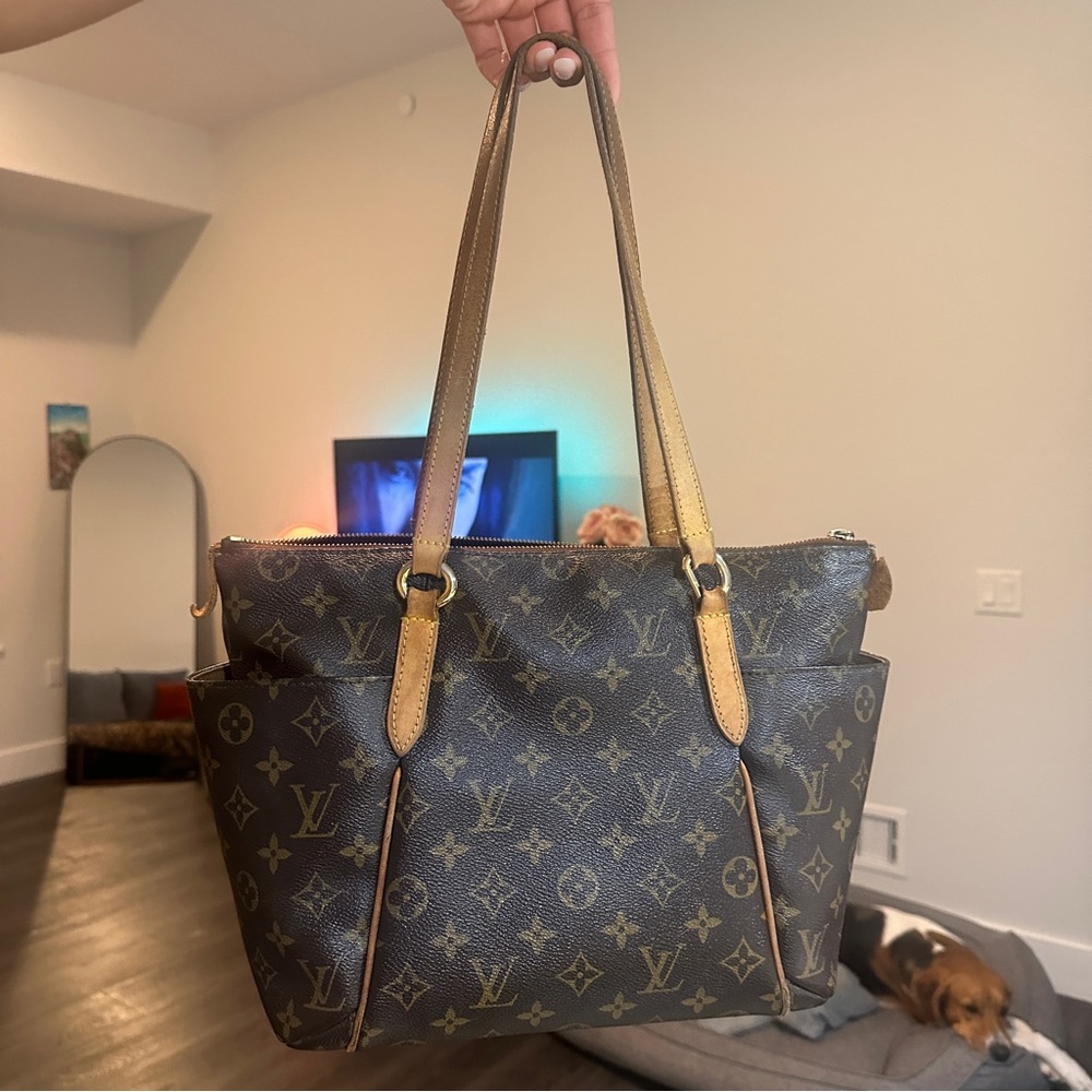 Louis Vuitton Totally PM